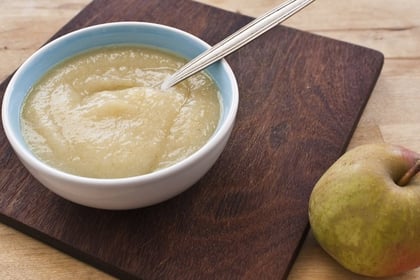 Apple sauce made with eating apples